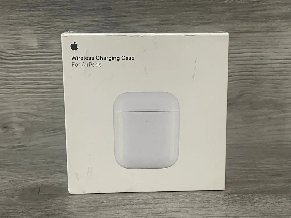 Apple AirPods Wireless Charging Case A1938 MR8U2AM/A OEM Factory Sealed New